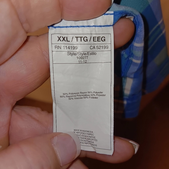 Quick  Silver Mens Short Sleeve Shirt EUC - Picture 4 of 5